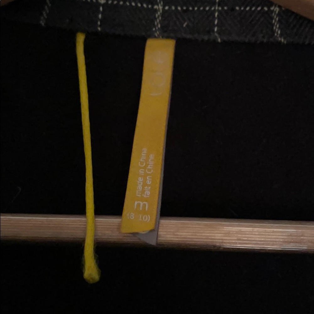 Lolë jacket - Picture 2 of 3